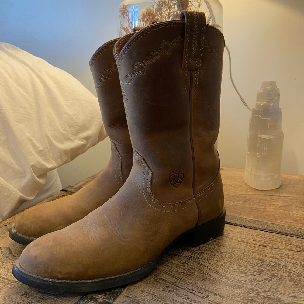 Brown Ariat Cowboy Boots